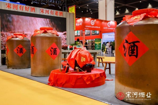 驰盈策略 万吨坛养区即将落成，宋河为何如此重视老酒？